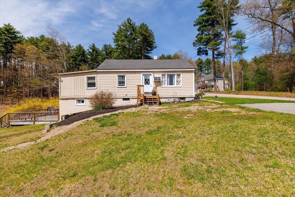 23 Marlboro Road Berlin, MA 01503 - Photo 34 of 39