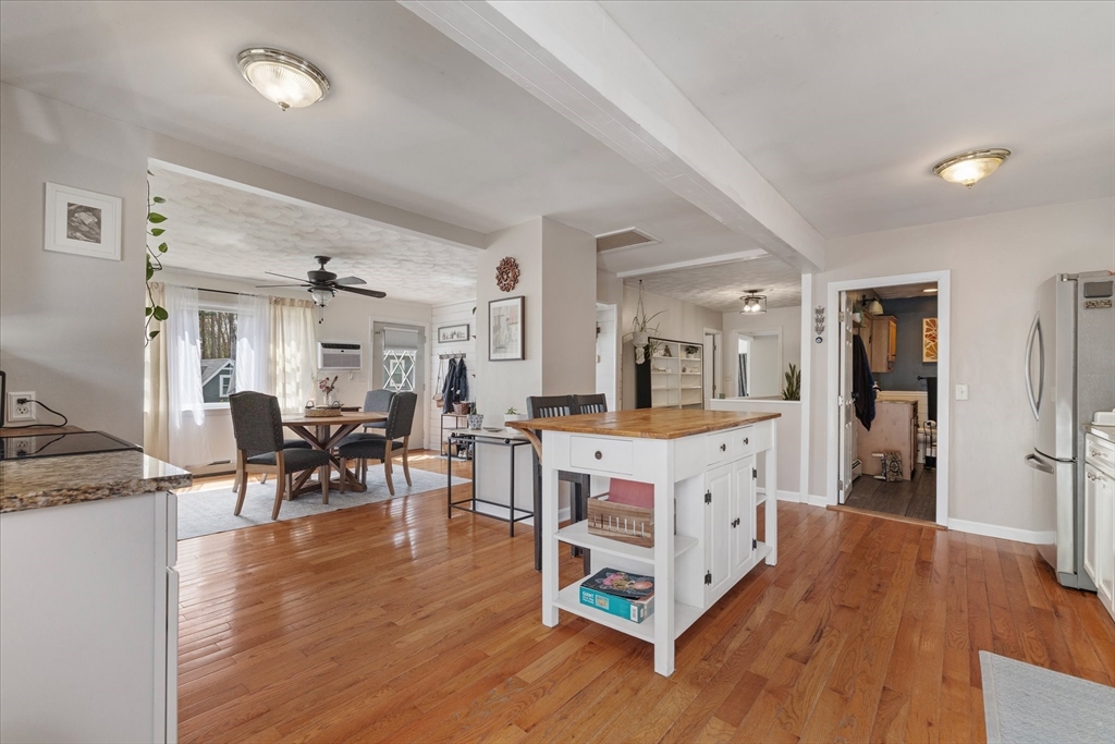 23 Marlboro Road Berlin, MA 01503 - Photo 5 of 39