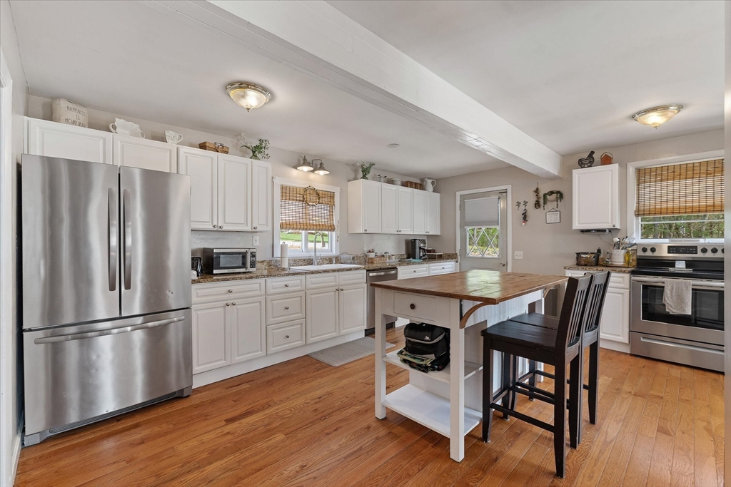 23 Marlboro Road Berlin, MA 01503 - Photo 8 of 39