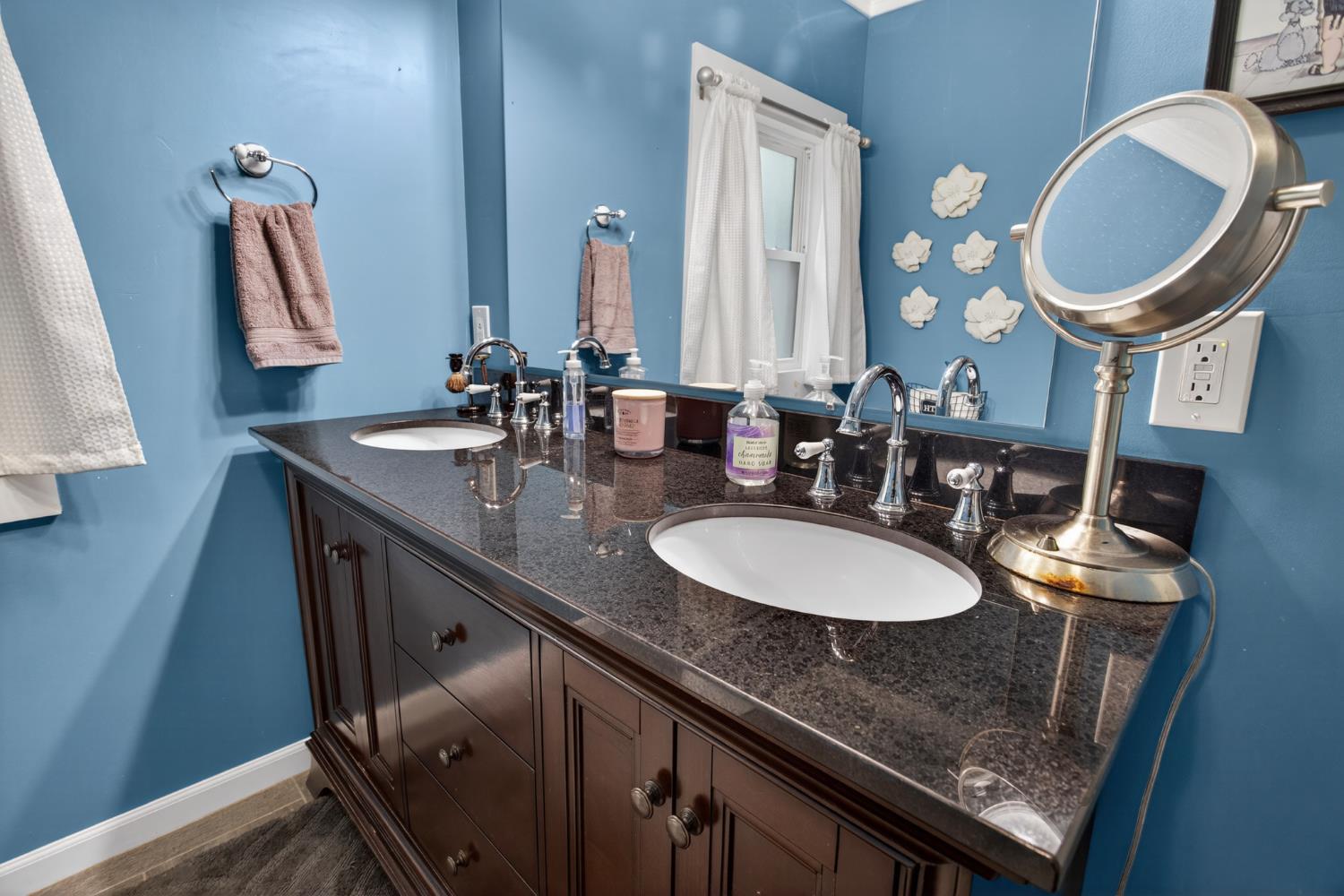 1203 Adam Street Tracy, CA 95376 - Photo 24 of 35