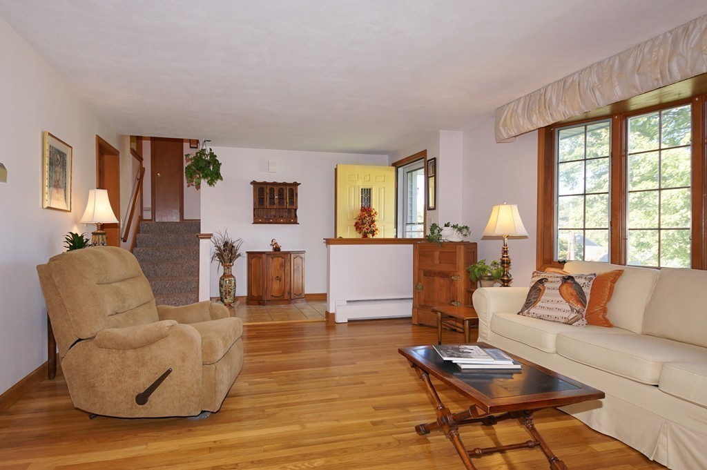 111 Drake Road Burlington, MA 01803 - Photo 9 of 25 Gallery Image 9