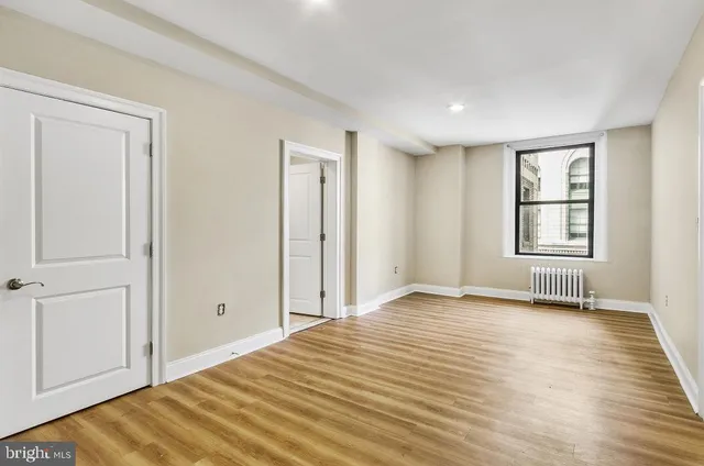 $1,195 | 1229 Chestnut Street, Unit 1517, Philadelphia, PA 19107