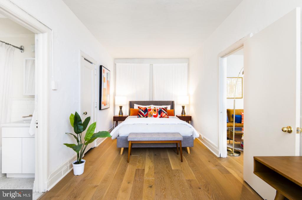 1229 Chestnut Street, Unit 1517 Philadelphia, PA 19107 - Photo 3 of 19