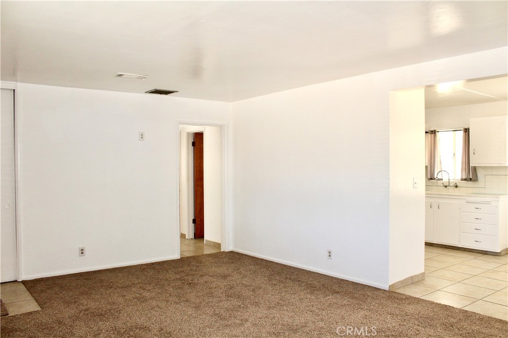 15975 Venango Road Apple Valley, CA 92307 - Photo 19 of 23