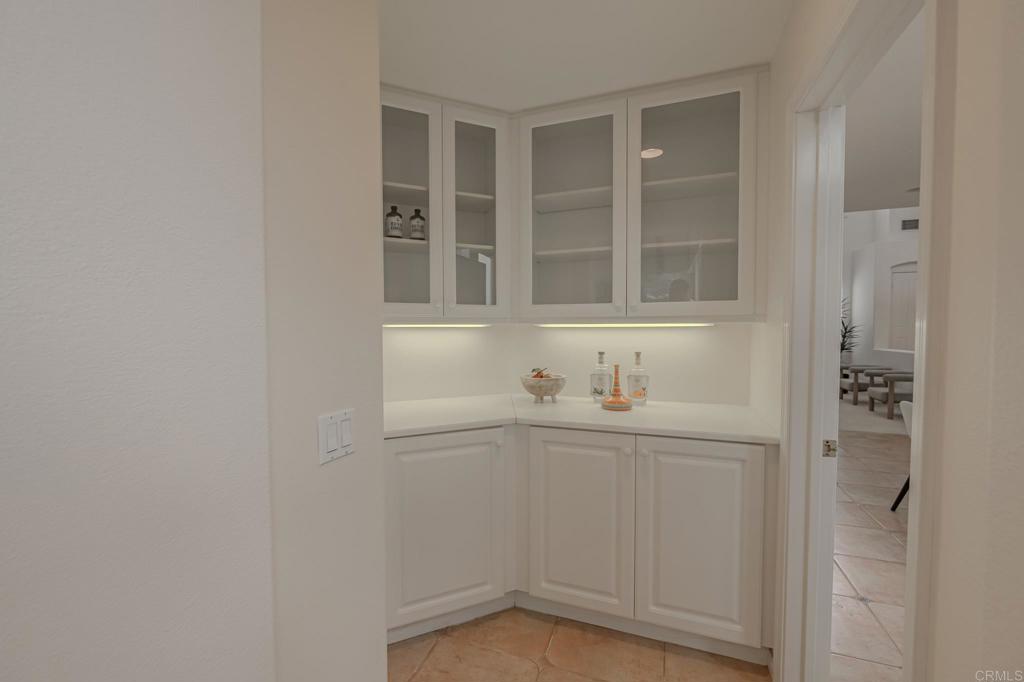 1370 Cassins Street Carlsbad, CA 92011 - Photo 13 of 35 a view of cabinets and window