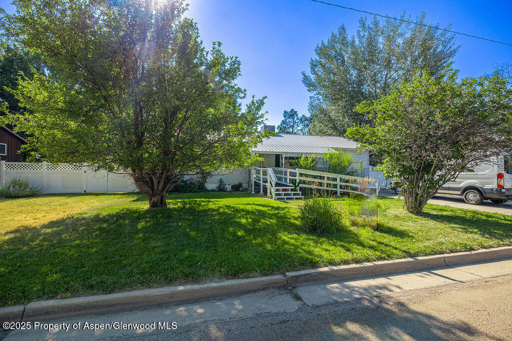 558 Steele Street Craig, CO 81625 - Photo 6 of 53 558Steele-05