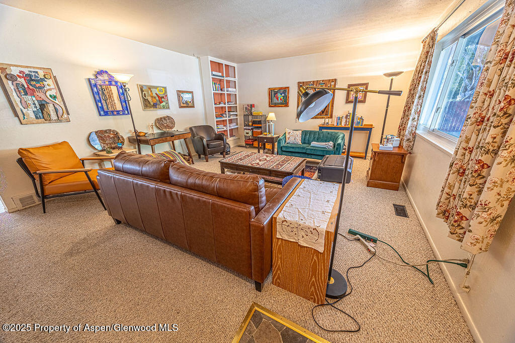 558 Steele Street Craig, CO 81625 - Photo 8 of 53 558Steele-31