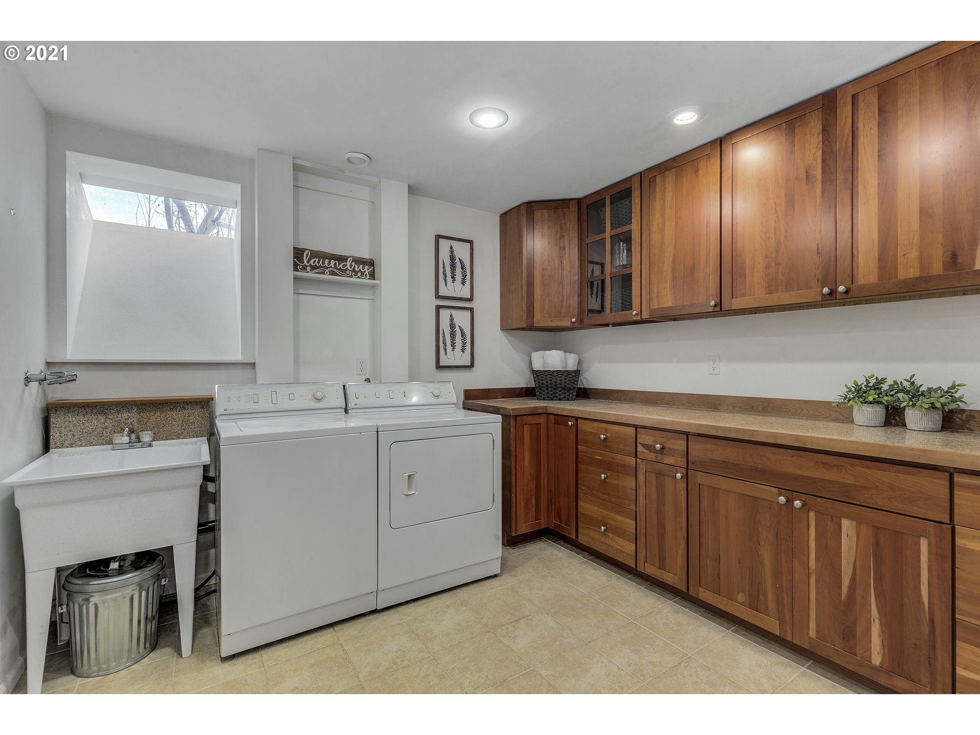 595 Northwest Country View Road White Salmon, WA 98672 - Photo 21 of 32 Gallery Image 21