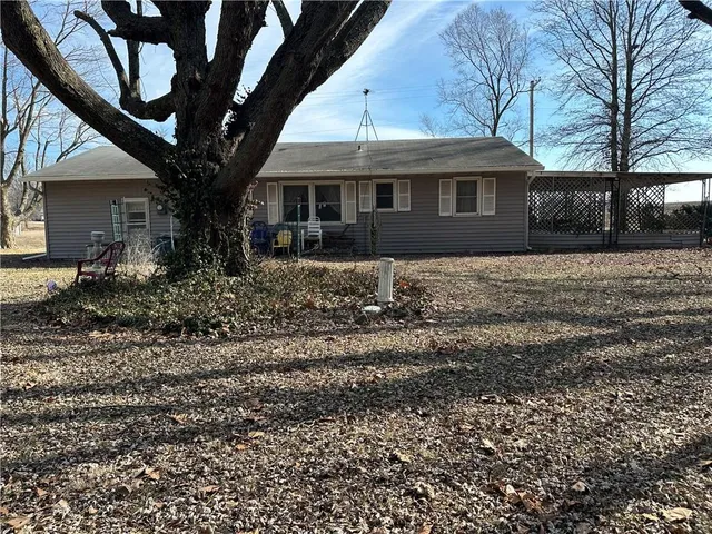 $89,000 | 1100 Washington Street, Waverly, MO 64096