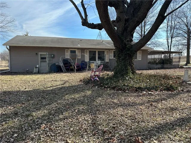 $89,000 | 1100 Washington Street, Waverly, MO 64096