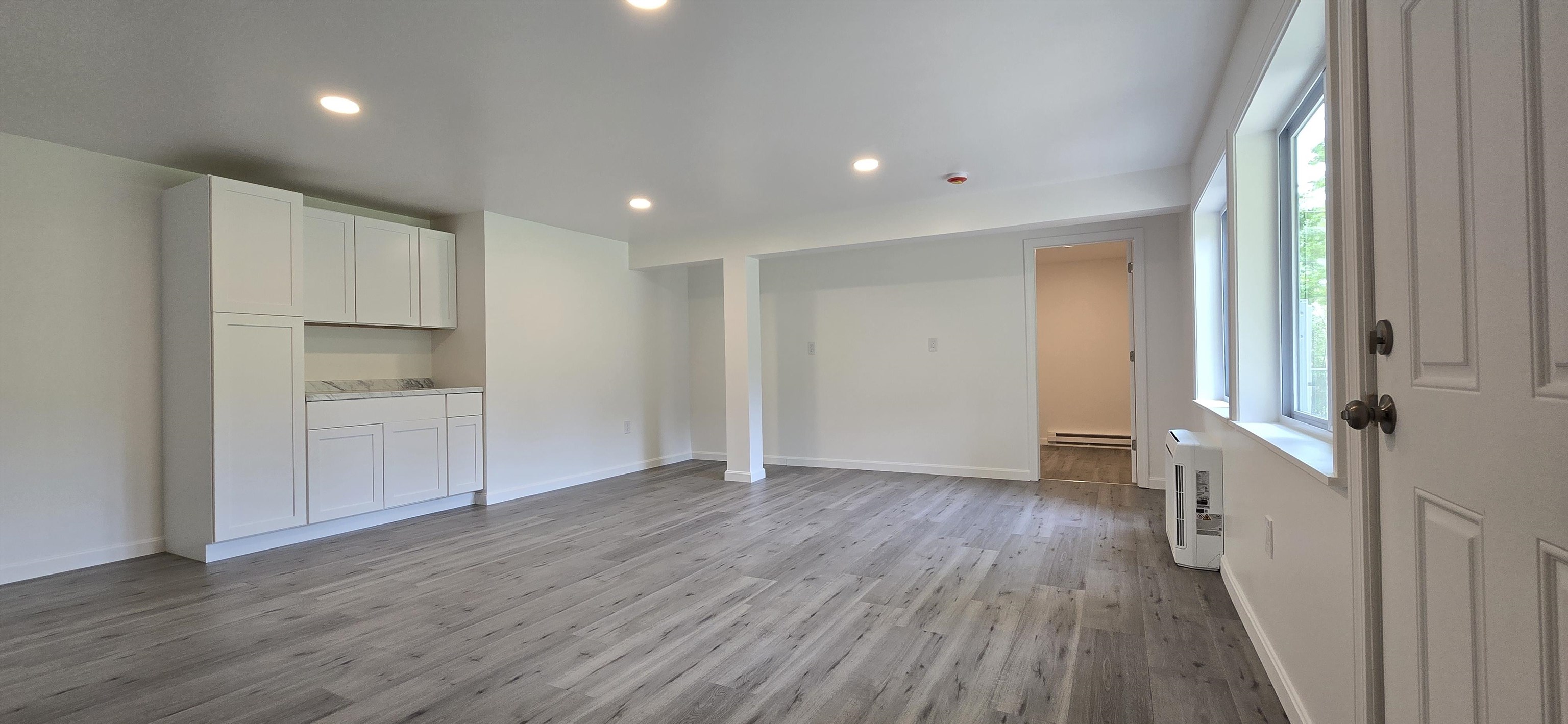 1578 Dover Road Epsom, NH 03234 - Photo 12 of 16