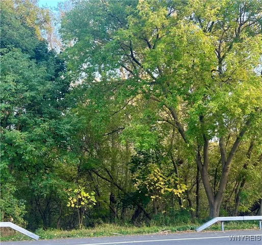 $29,900 | 3568 West Lake Road, Wilson, NY 14172