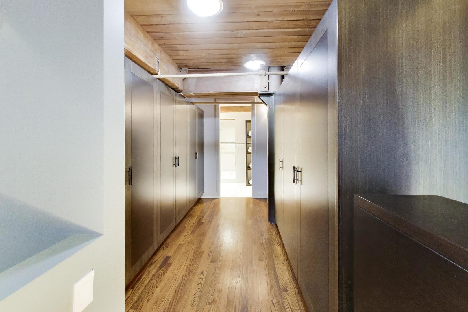 1000 West Washington Boulevard, Unit 145 Chicago, IL 60607 - Photo 16 of 45 a view of gallery