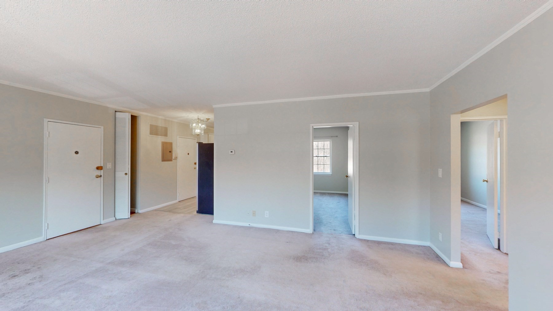 137 Lake Shore Road, Unit 4 Boston, MA 02135 - Photo 14 of 23 Gallery Image 14