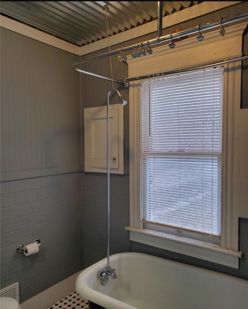 555 West Main Street Decatur, IL 62522 - Photo 10 of 32