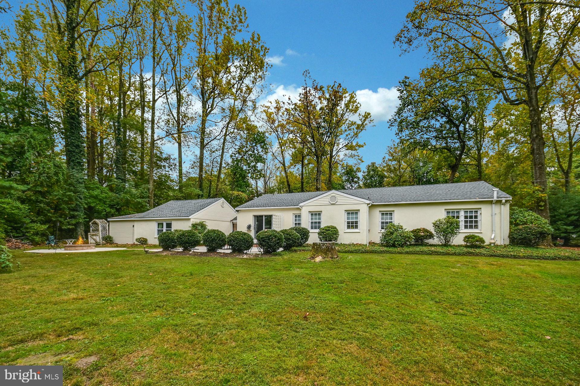 161 Brae Bourn Road Huntingdon Valley, PA 19006 - Photo 40 of 51 Back Elevation