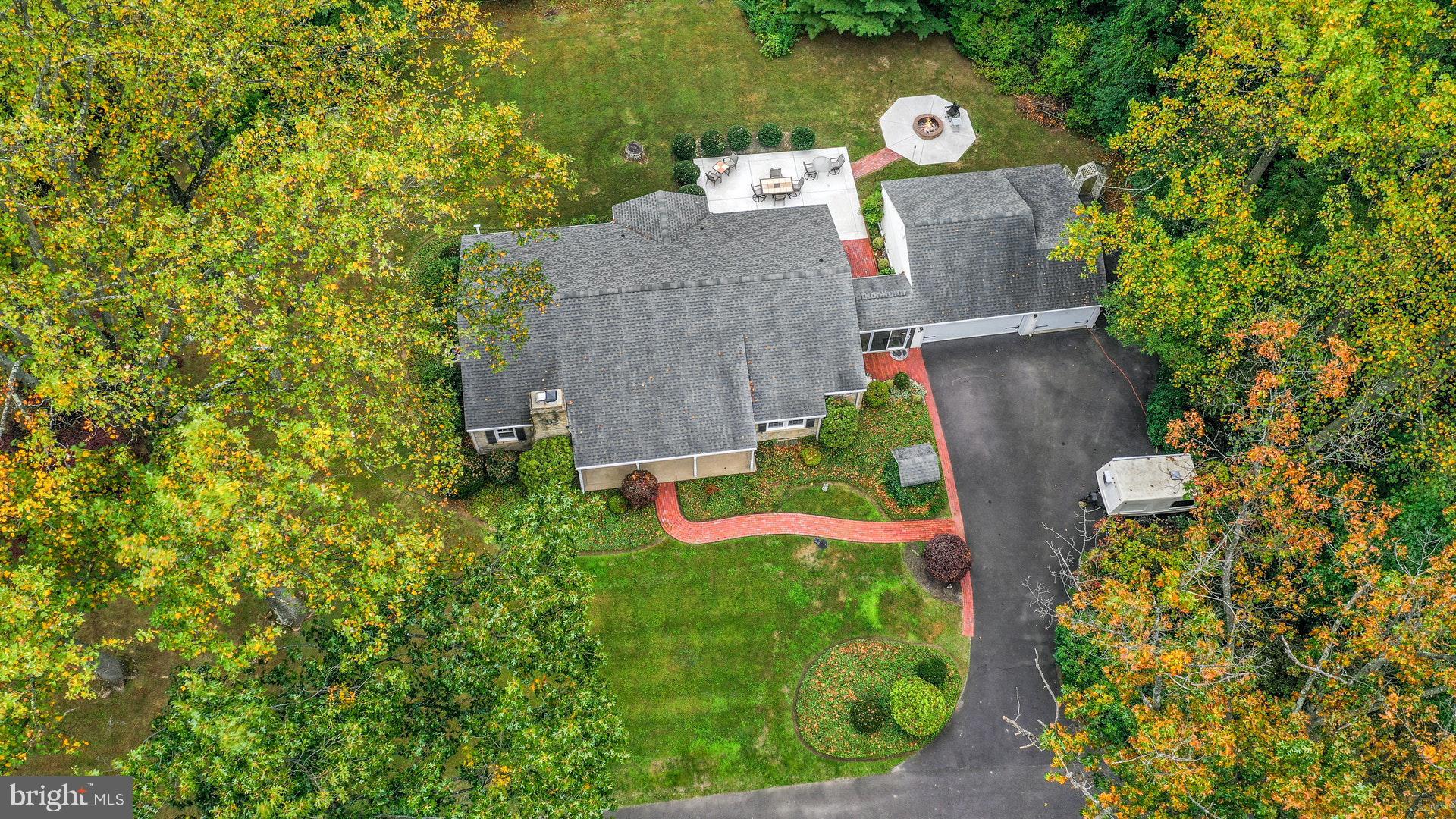 161 Brae Bourn Road Huntingdon Valley, PA 19006 - Photo 46 of 51 Drone