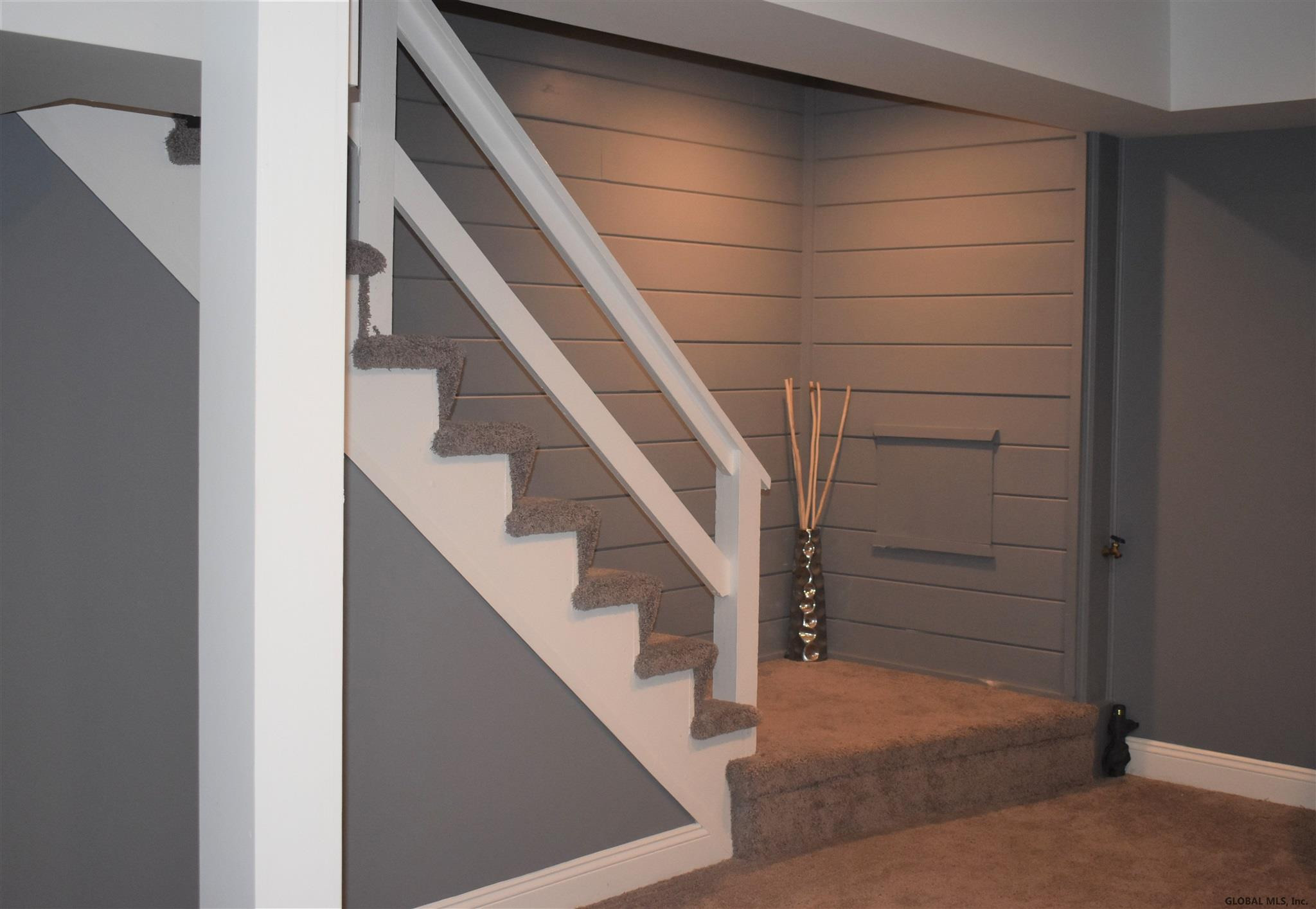 312 Osborne Road Albany, NY 12211 - Photo 18 of 24 Photo 19