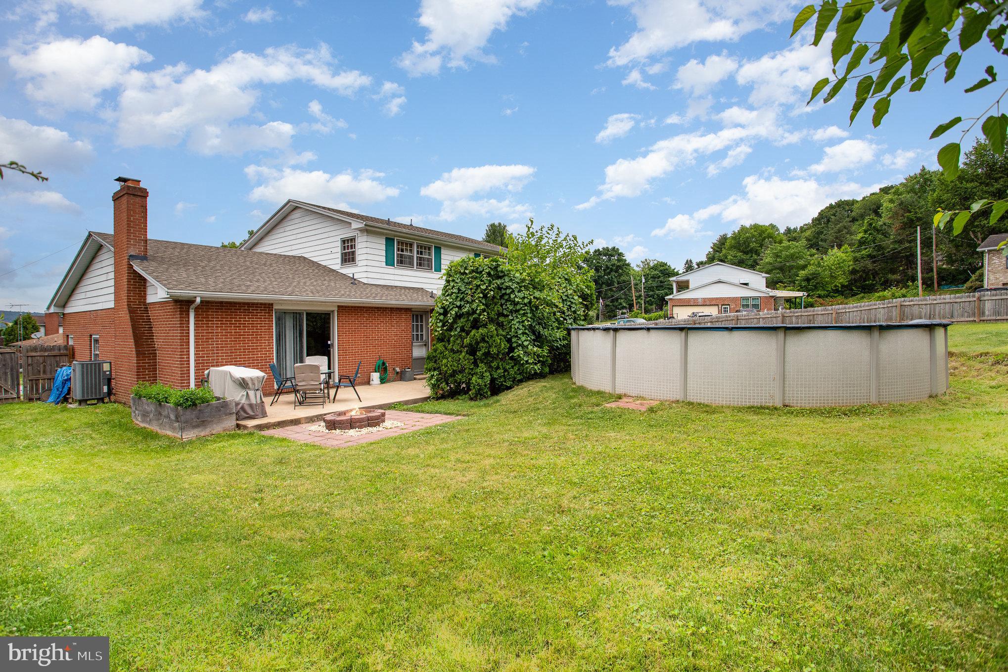 2990 Beacon Road York, PA 17402 - Photo 35 of 37 Gallery Image 35