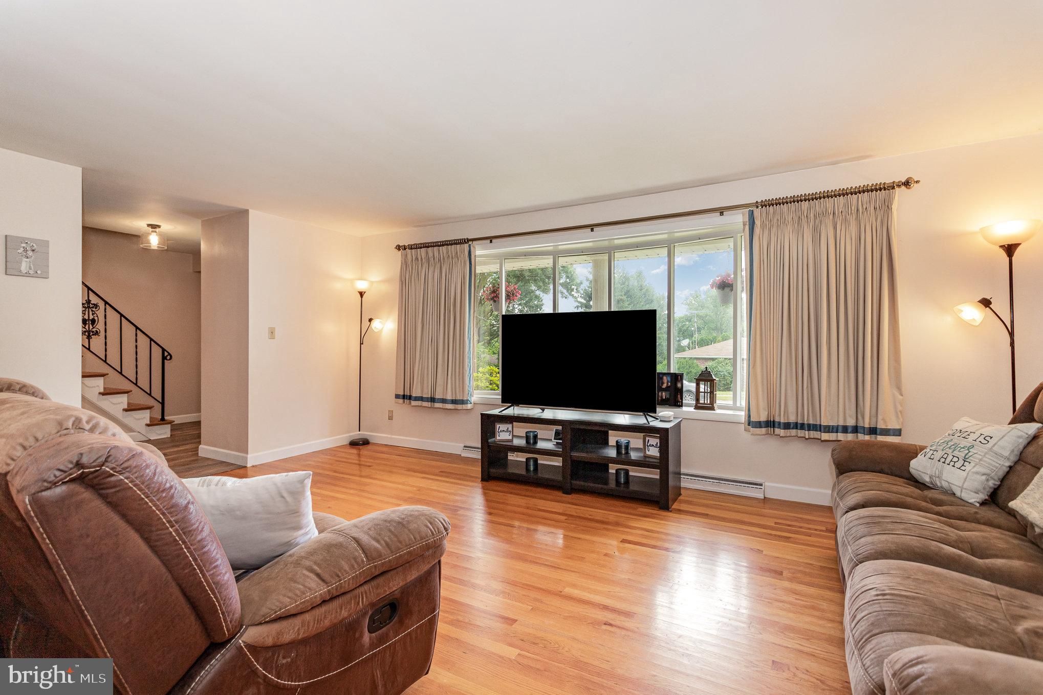 2990 Beacon Road York, PA 17402 - Photo 8 of 37 Gallery Image 8