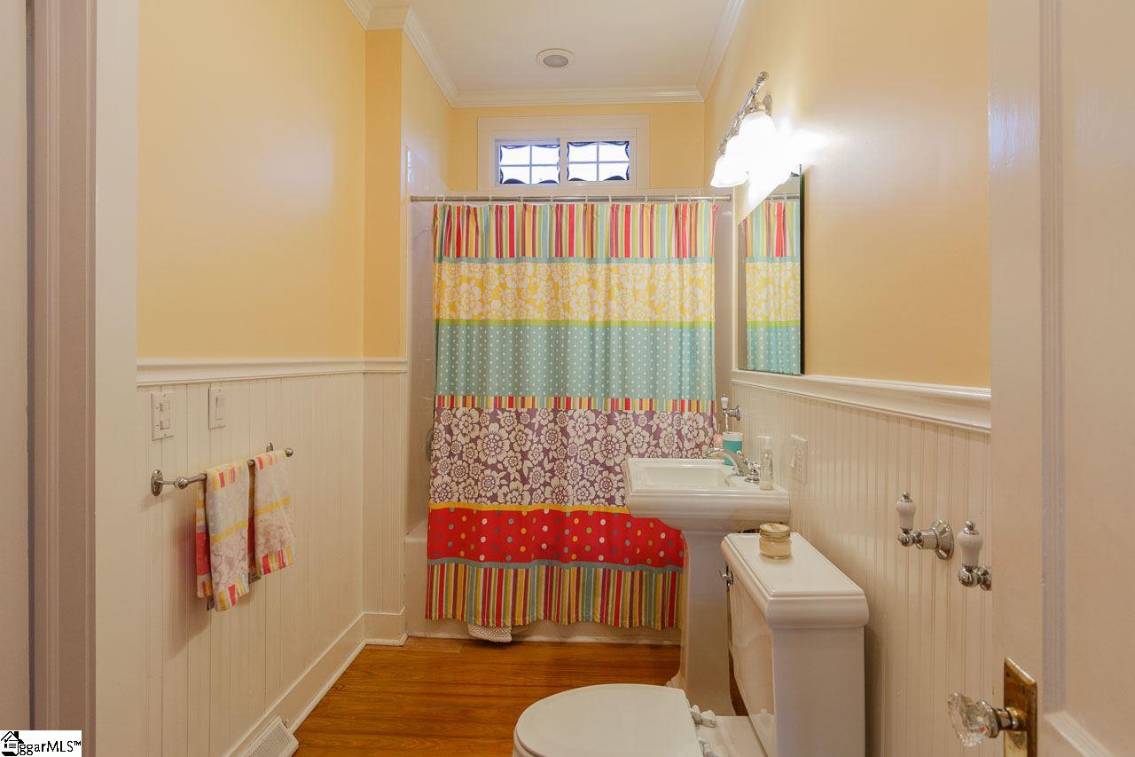 203 South Adair Street Clinton, SC 29325 - Photo 20 of 32