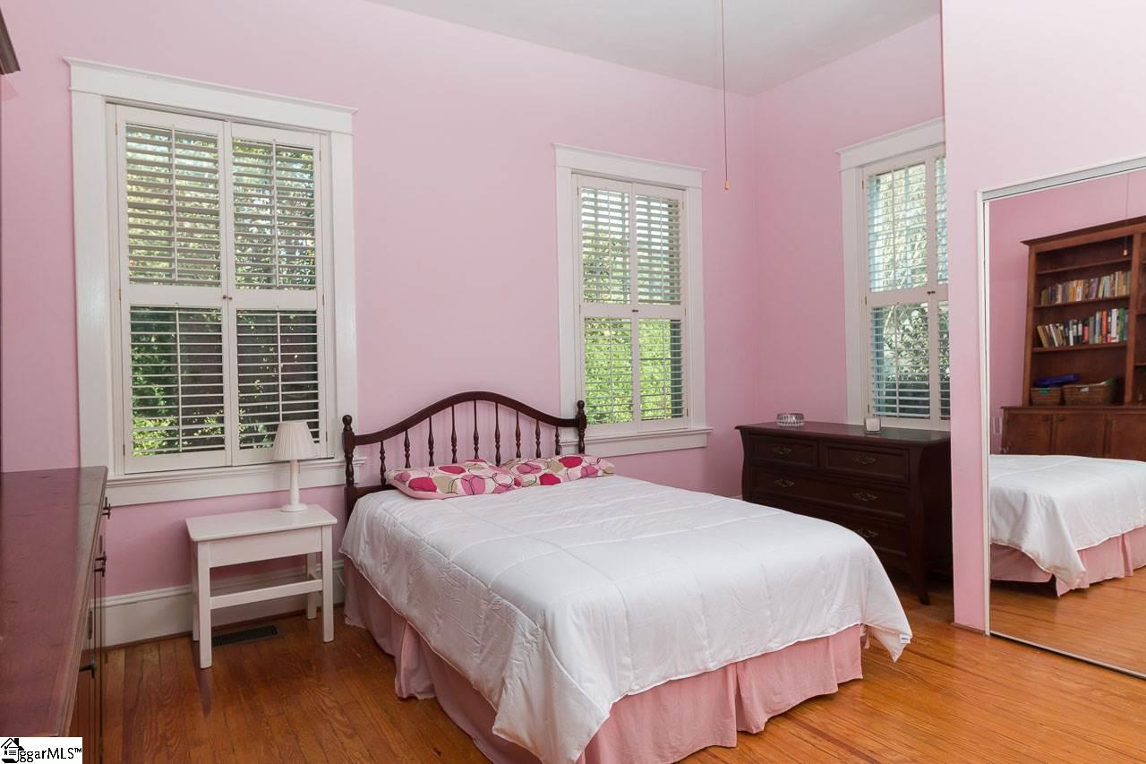 203 South Adair Street Clinton, SC 29325 - Photo 23 of 32