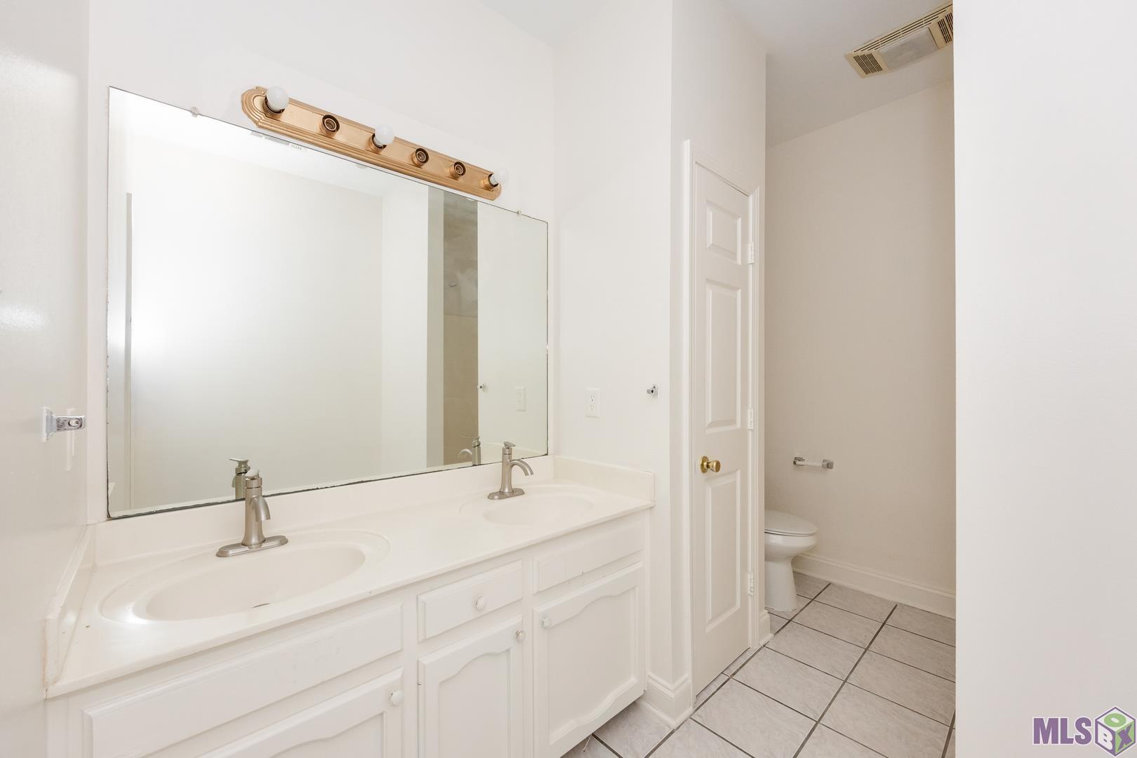 9540 Lindale Avenue, Unit A Baton Rouge, LA 70815 - Photo 15 of 24