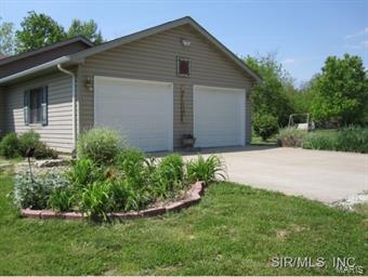 19409 Jones Road Jerseyville, IL 62052 - Photo 13 of 20 Gallery Image 13