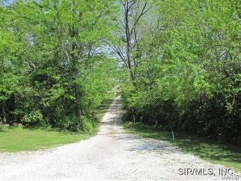 19409 Jones Road Jerseyville, IL 62052 - Photo 14 of 20 Gallery Image 14