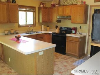 19409 Jones Road Jerseyville, IL 62052 - Photo 3 of 20 Gallery Image 3