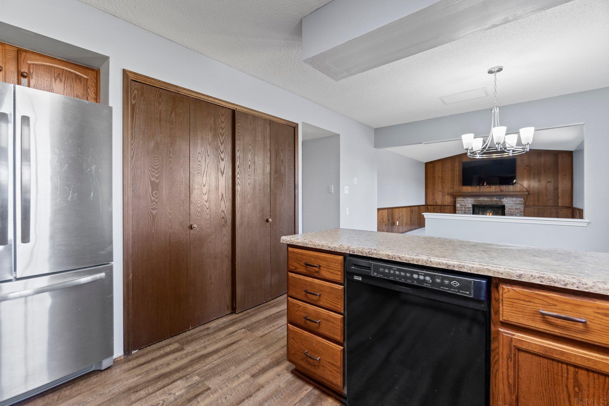 1805 Shamrock Road Fort Wayne, IN 46819 - Photo 12 of 36