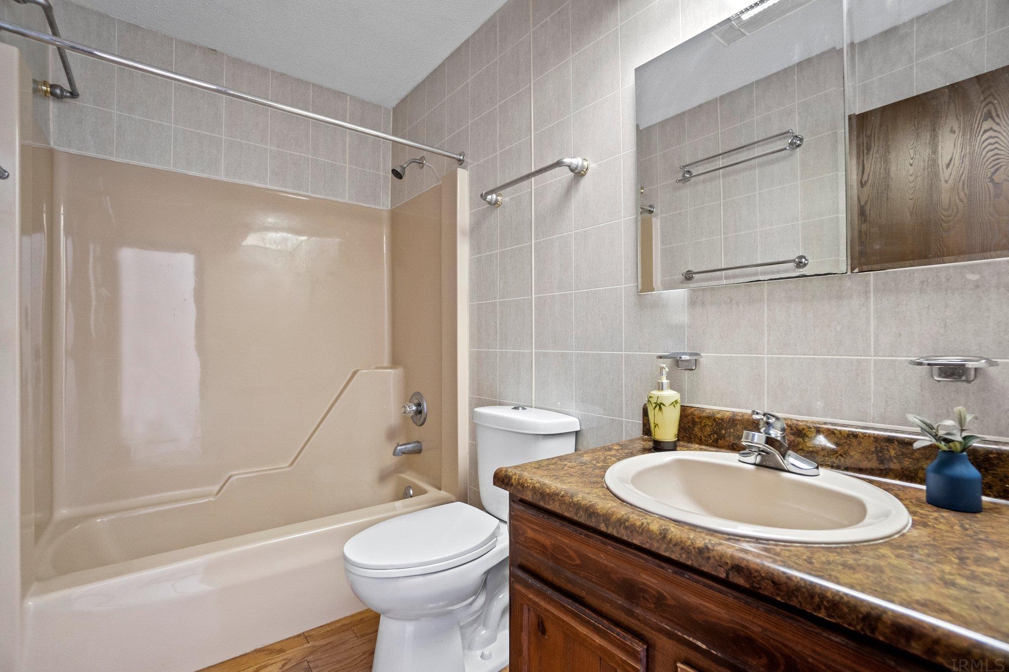 1805 Shamrock Road Fort Wayne, IN 46819 - Photo 23 of 36