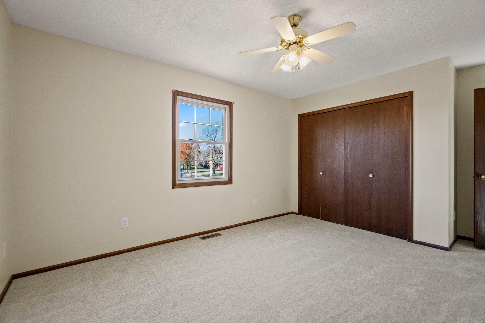 1805 Shamrock Road Fort Wayne, IN 46819 - Photo 24 of 36