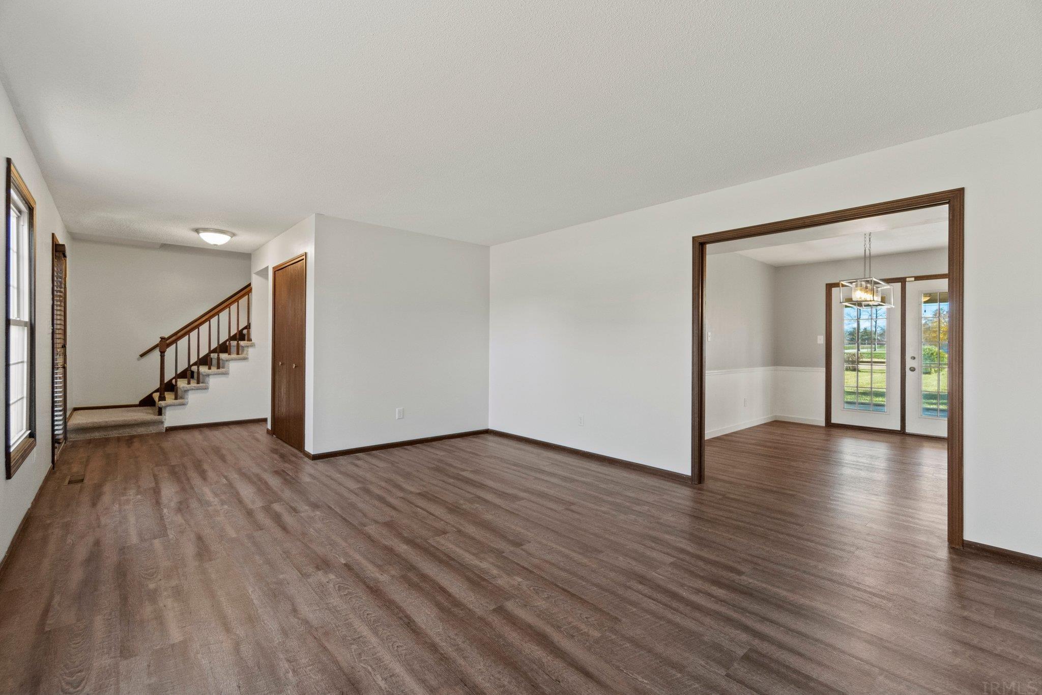 1805 Shamrock Road Fort Wayne, IN 46819 - Photo 5 of 36