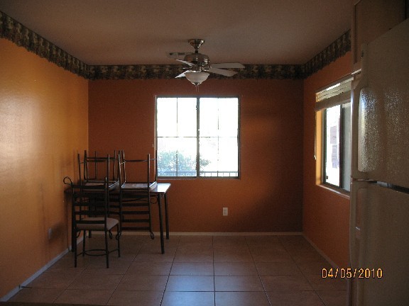 43931 West Cowpath Road Maricopa, AZ 85138 - Photo 3 of 11 Dining Area