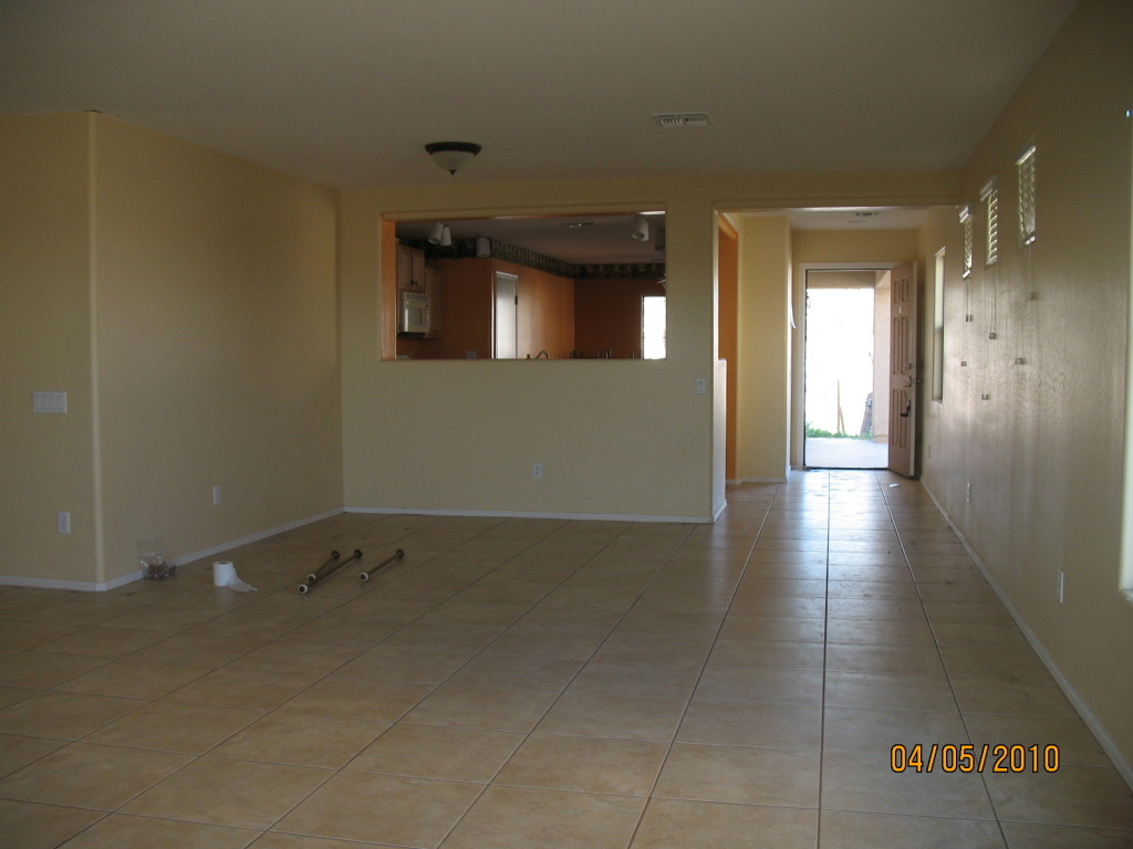 43931 West Cowpath Road Maricopa, AZ 85138 - Photo 5 of 11 Family/Living Room