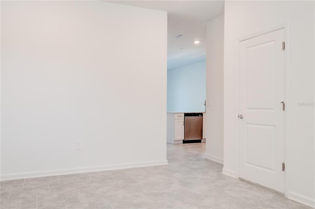 2344 Brook Marsh Loop Kissimmee, FL 34747 - Photo 4 of 32