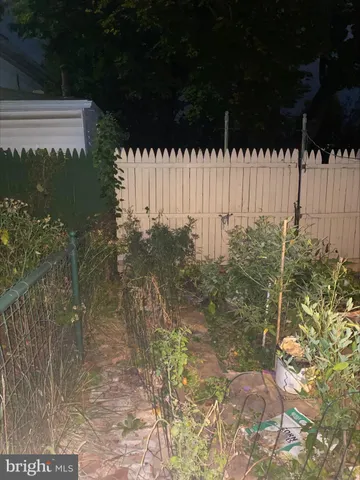 $210,000 | 182 West Chew Street, Allentown, PA 18102