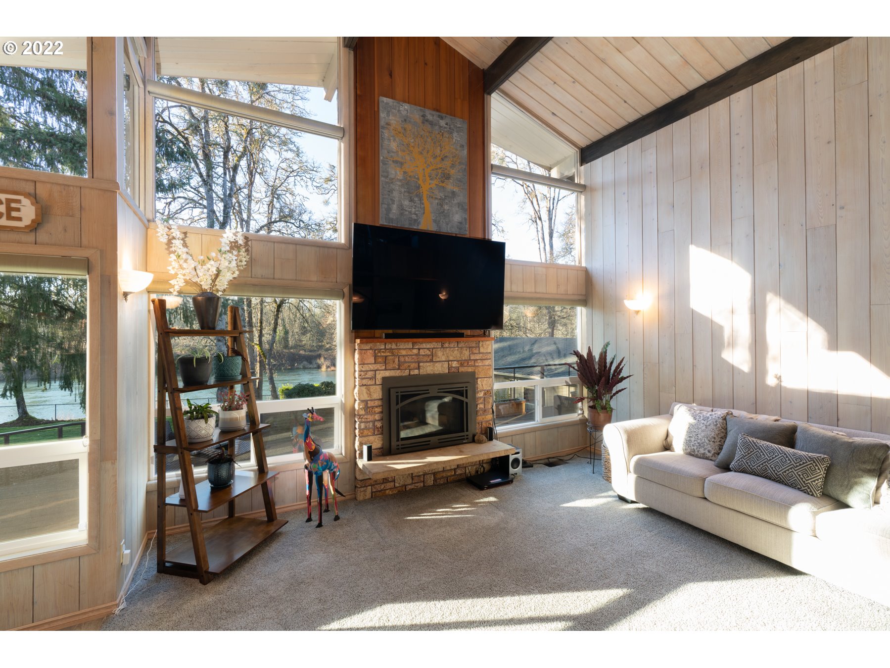 1890 Fisher Road Roseburg, OR 97471 - Photo 4 of 32 Gallery Image 4