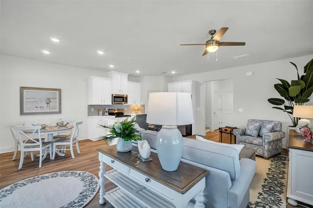 $325,000 | 13998 Emerald Flds Drive, Hudson, FL 34667