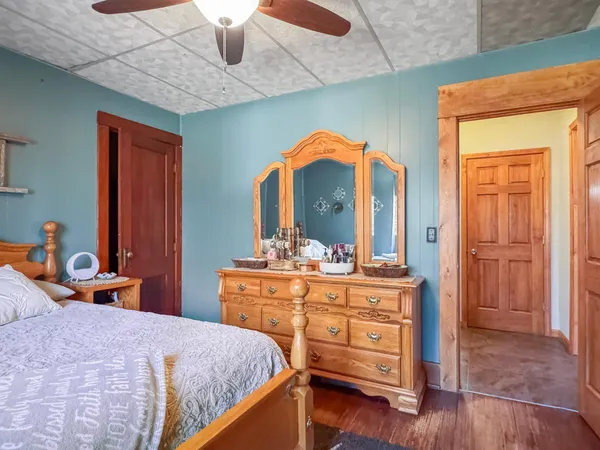 $275,000 | 16063 County Highway, Tracy, MN 56175