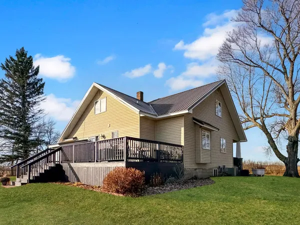 $275,000 | 16063 County Highway, Tracy, MN 56175