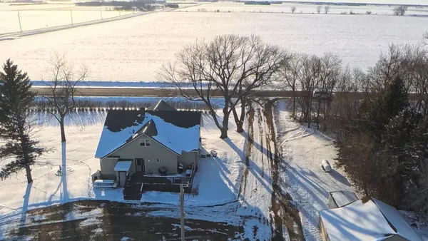$275,000 | 16063 County Highway, Tracy, MN 56175