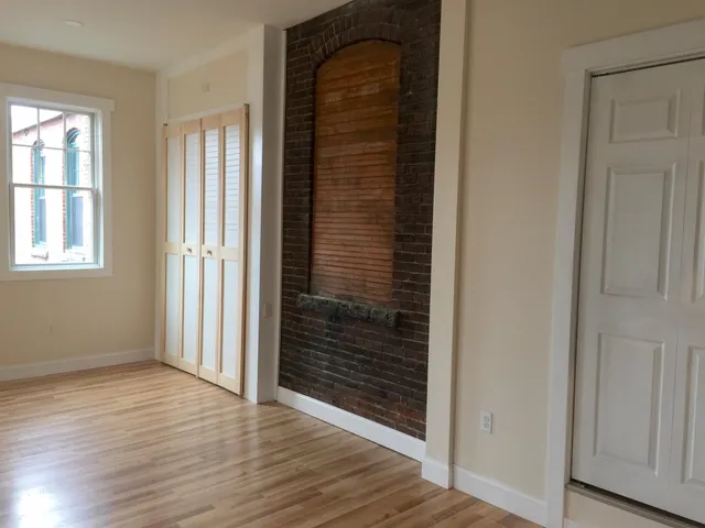 $1,450 | 368 Central Street, Franklin, NH 03235