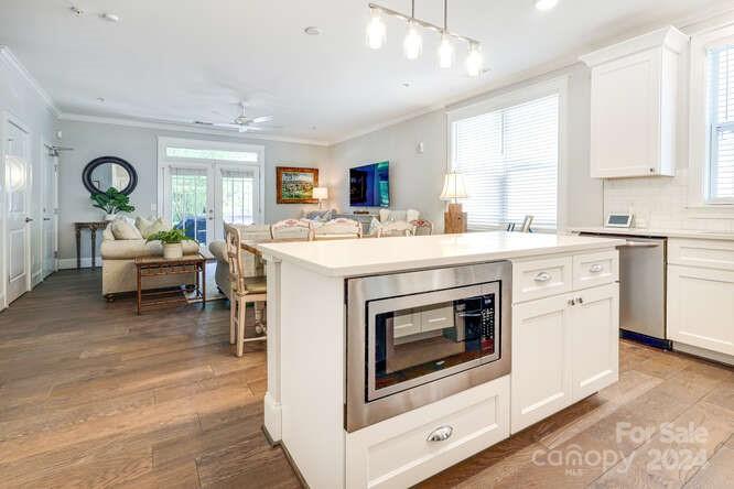 2157 McClintock Road, Unit 111 Charlotte, NC 28205 - Photo 15 of 33 Gallery Image 15