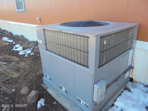 2 County Rd N 3551 Vernon, AZ 85940 - Photo 22 of 26