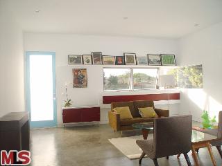 7723 West 82nd Street Playa del Rey, CA 90293 - Photo 1 of 1 Gallery Image 1