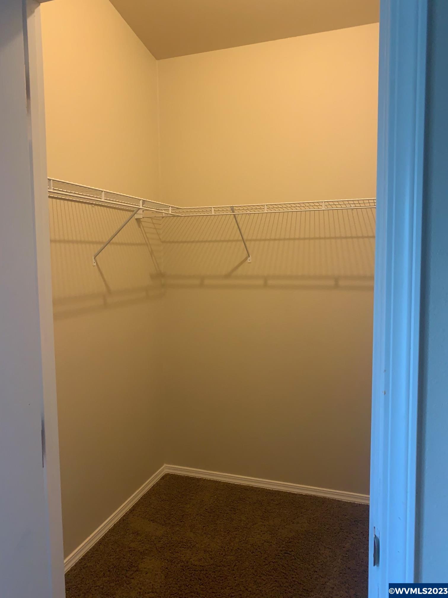 6120 Little Road Southeast Turner, OR 97392 - Photo 15 of 21 a view of a room