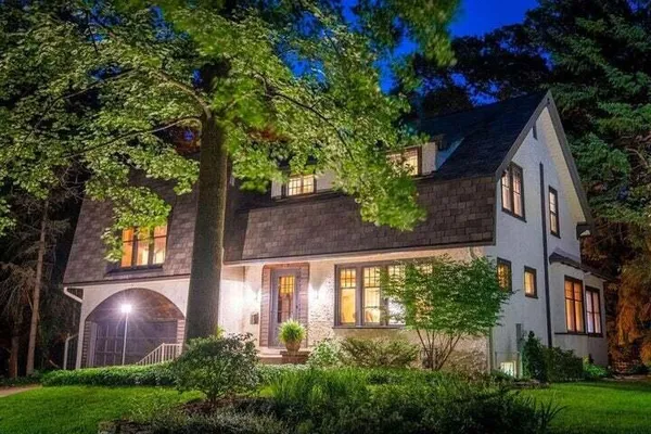 $3,495 | 824 North 66th Street, Wauwatosa, WI 53213