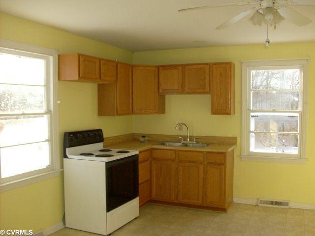 25022 Sparta Road Milford, VA 22514 - Photo 3 of 8 Kitchen